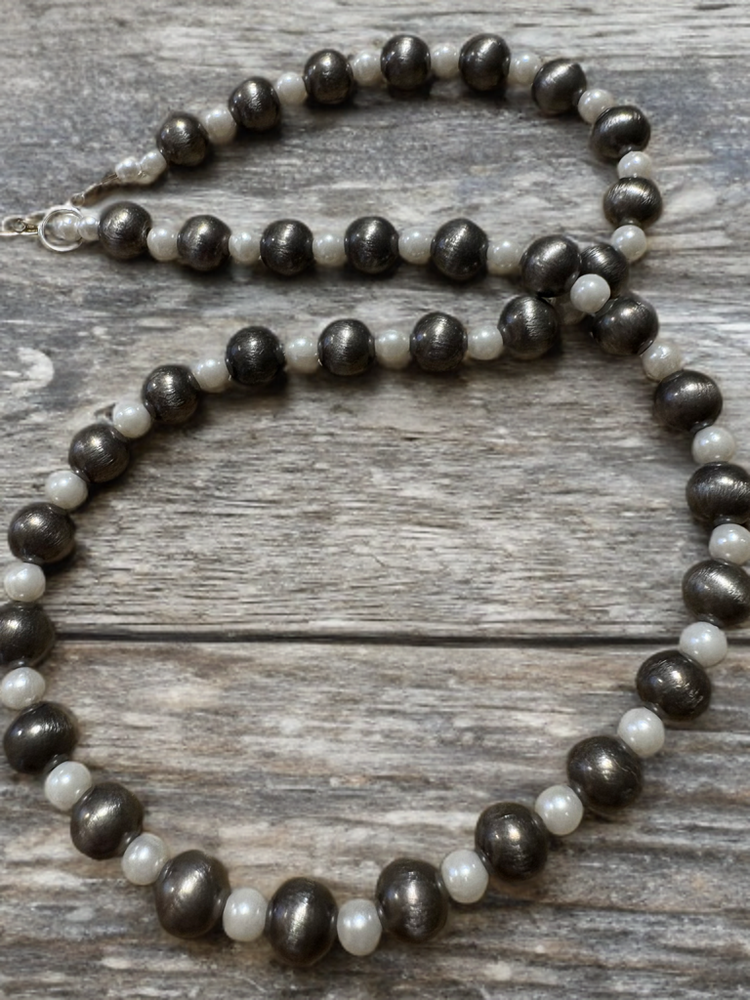 Hand Beaded Faux Necklace