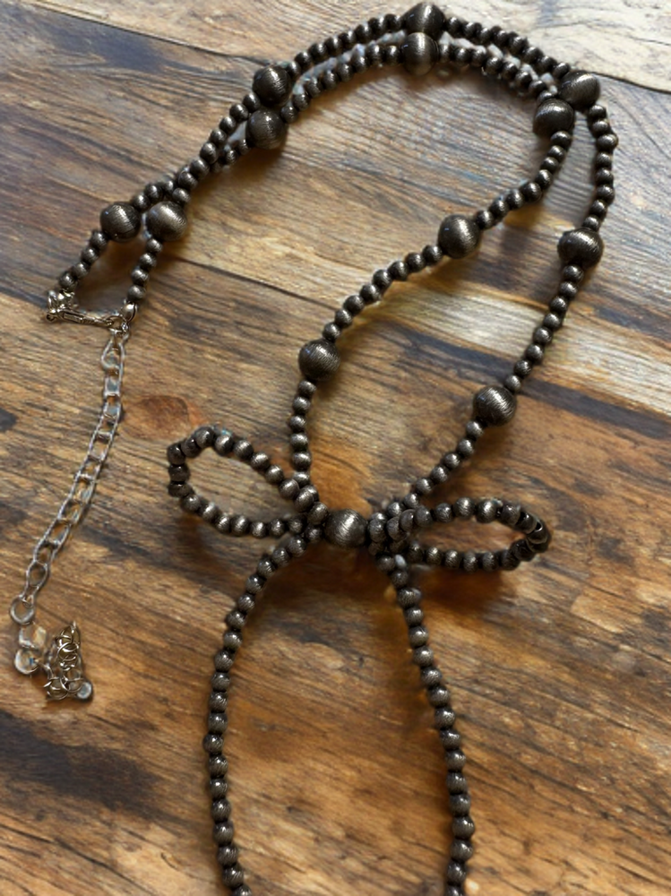 Faux Navajo Pearl Bow Necklace